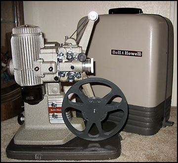 BellHowell273Web.jpg (129481 bytes)