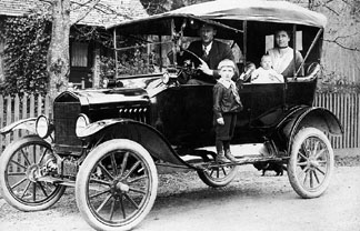 Ford1918.jpg (34090 bytes)