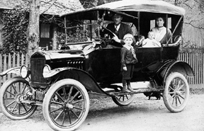 ModelT1.jpg (52606 bytes)